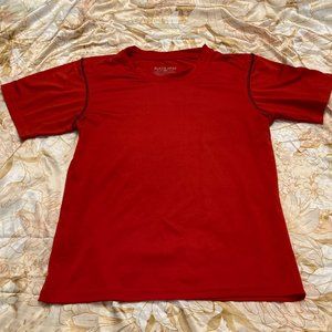 Black Bear Red Jersey Style Short Sleeve T Shirt, Excellent Condition